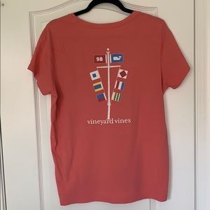 Vineyard Vines T-shirt